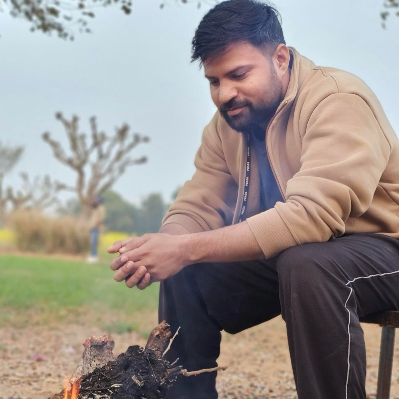 Kuldeep Singh - Finance blogger and creator of Deep Money Minds